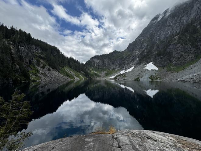 lake-serene