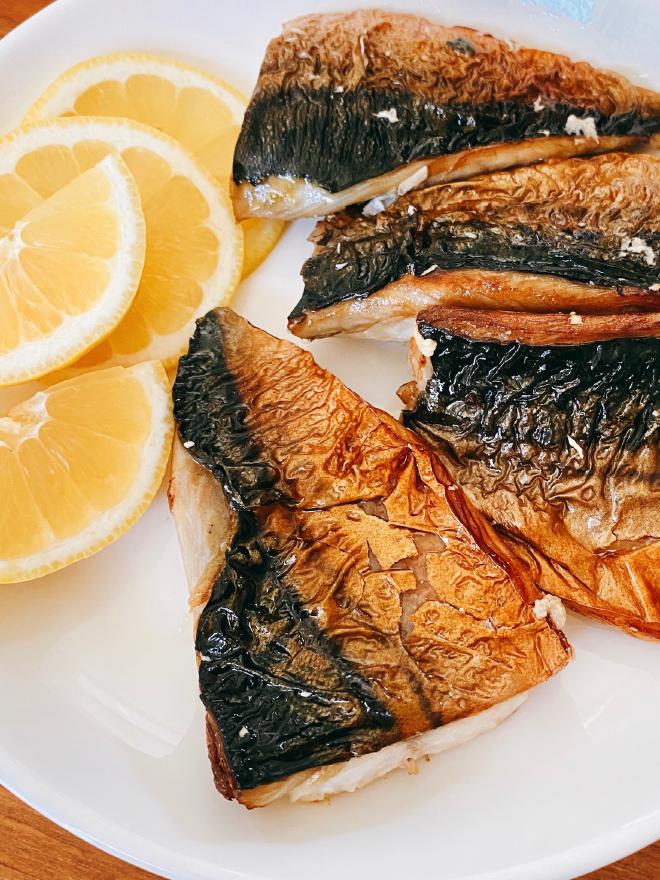 Broiled mackerel